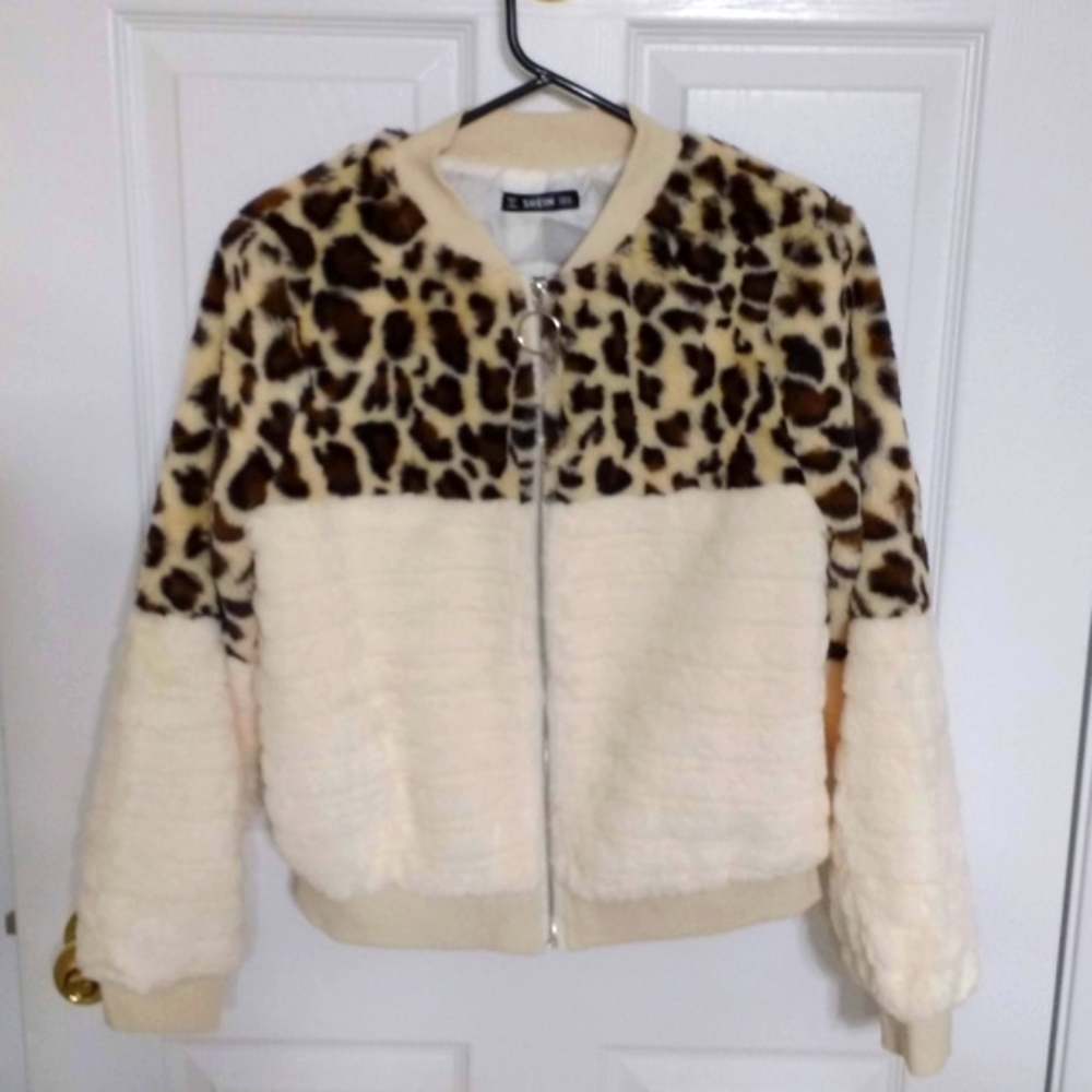 NEW Leopard Zip-Up Fleece